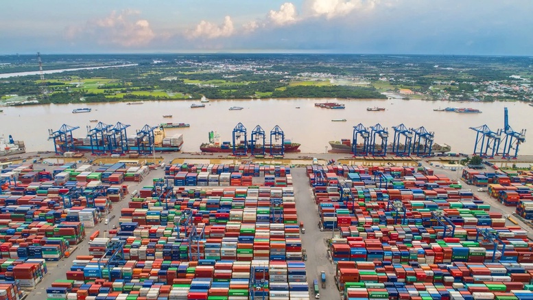 Chuyển đổi số và phát triển xanh đang trở thành hai trụ cột không thể tách rời, là điều kiện tiên quyết để logistics duy trì vai trò huyết mạch thương mại quốc tế và đóng góp cho tăng trưởng kinh tế bền vững.